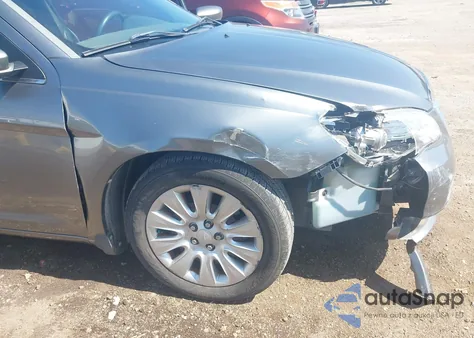 2013 Chrysler 200 Lx из США, поврежденный, VIN 1C3CCBAG2DN767535